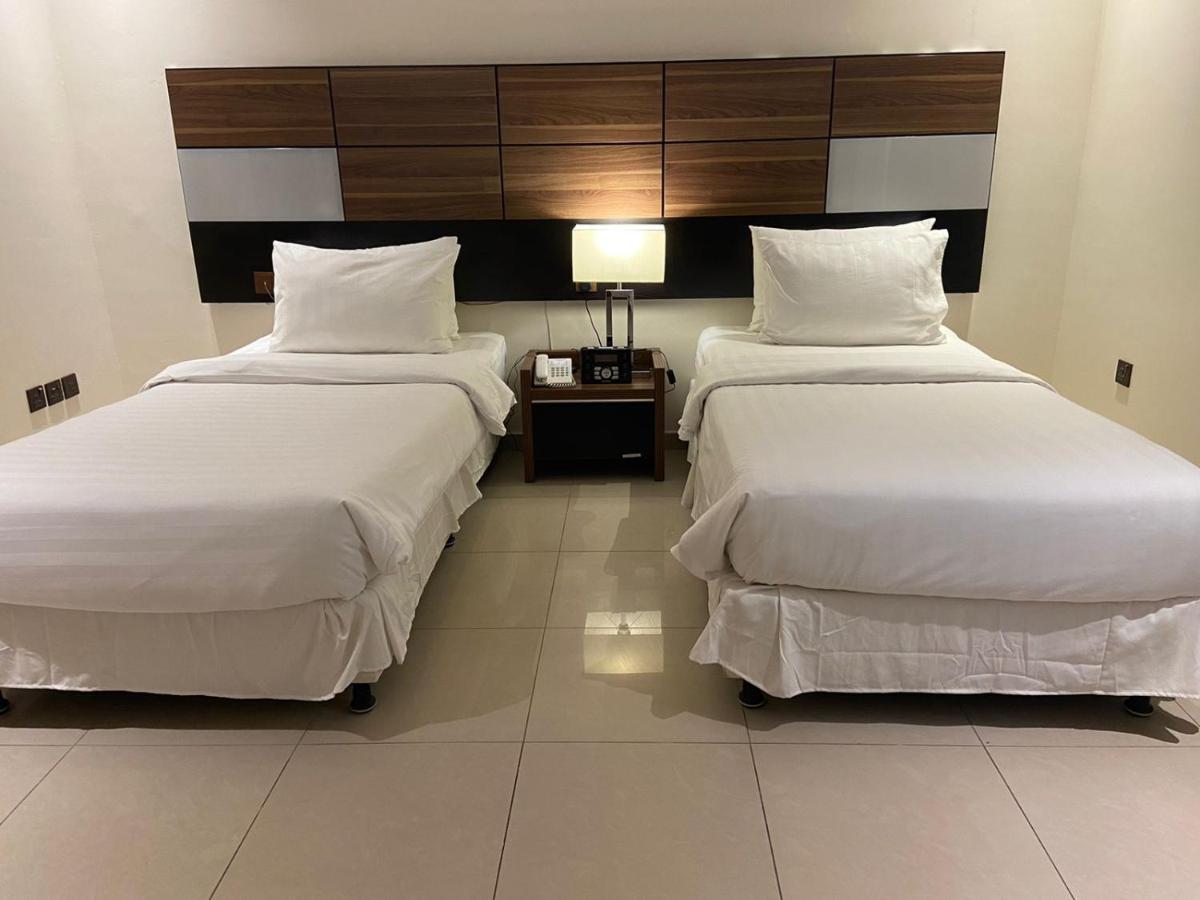 Friesian Hotel Suites Τζέντα Εξωτερικό φωτογραφία